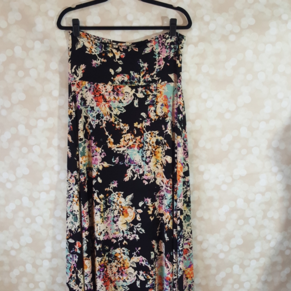 LLR Maxi Skirt Black Floral M 14-16